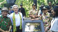  Dirjen KSDA KLHK Wiratno, Direktur British Council Paul Smith , Walikota Bitung Max J Lomban dan istri (Wahyu/detikTravel)