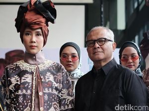 Itang Yunasz Kenalkan Indahnya Sumba di New York Fashion Week 2019