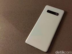 Unboxing Samsung Galaxy S10+