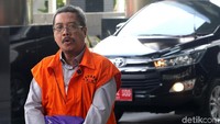 Bambang tiba di gedung KPK, Jakarta, Kamis (21/2/2019).