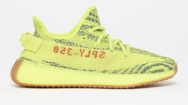 5 Jenis Sneakers Paling Laris yang Bisa Jadi Referensi Sepatu Baru