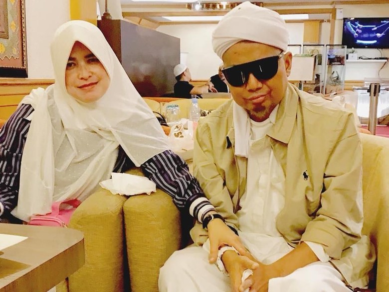 Ustaz Arifin Ilham Meninggal, Istri Ikhlas Terima Takdir Tuhan Ustaz Arifin Ilham Meninggal, Istri Ikhlas Terima Takdir Tuhan