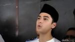 Nyanyian dan Dukungan Al Ghazali untuk Ahmad Dhani
