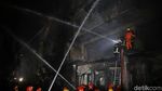 Tragis! Puluhan Orang Tewas dalam Kebakaran Gudang Kimia di Dhaka