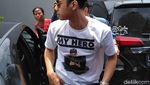 Nyanyian dan Dukungan Al Ghazali untuk Ahmad Dhani