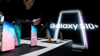 Galaxy S10 sudah siap dipasarkan di Indonesia. Foto: Getty Images