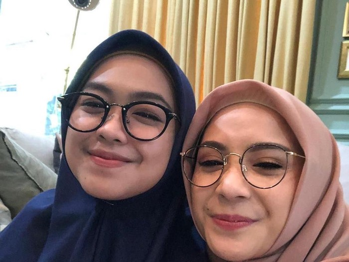 Cara Hijab Ala Ria Ricis