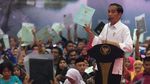 Sebar Ribuan Sertifikat di Selatan Jakarta, Jokowi Nyambi Belanja