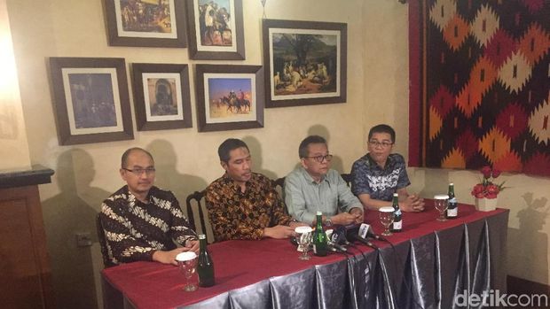 Gerindra DKI dan PKS DKI menggelar konferensi pers soal Cawagub DKI.