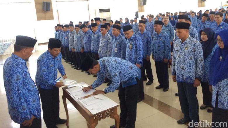 Korpri Ciamis Ingatkan Anggotanya Jaga Sikap Jelang Pemilu 2019 Korpri Ciamis Ingatkan Anggotanya Jaga Sikap Jelang Pemilu 2019