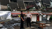 Polisi sudah berada di lokasi untuk mengecek kondisi SPBU. 