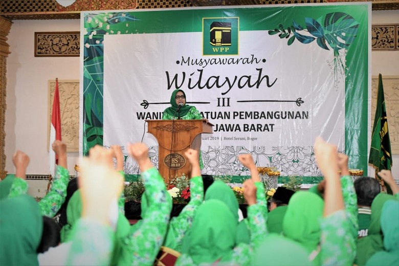 PPP Dorong Emak-emak Berperan Aktif di Panggung Politik PPP Dorong Emak-emak Berperan Aktif di Panggung Politik