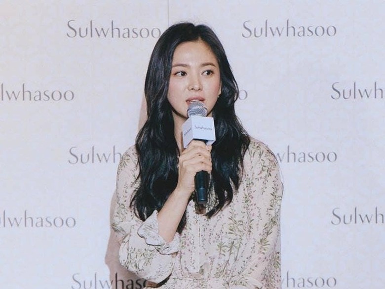 Bicara soal Kehidupan Pernikahan, Song Hye Kyo Menangis