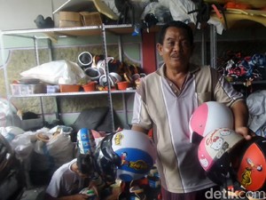 Beralih Jadi Pengusaha Helm, Petani Ini Raup Omzet Rp 500 Juta/Bulan