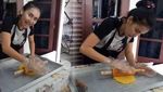 Ayu Ting Ting hingga Ariel Tatum, 8 Seleb Cantik Ini Jago Buat Kue