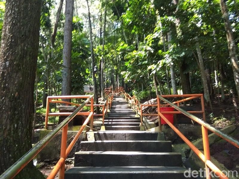 Gunung Tidar di Magelang
