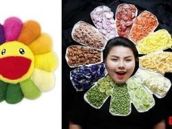 Aksi Kreatif Cosplayer Thailand Bikin Ngakak Netizen