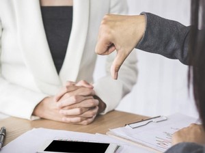 Viral Izin Sakit Ditolak Kantor, Bolehkah Tetap Masuk Kerja Saat Kena Tipes?
