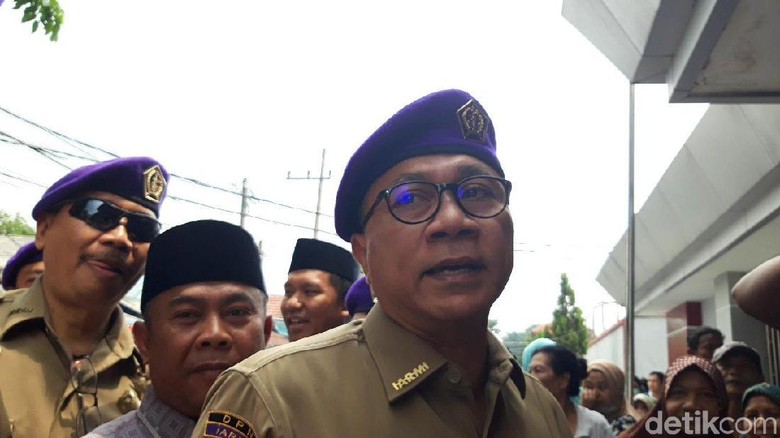 Ditanya Soal Pidato di Munajat 212, Zulkifli Hasan: Udah Lewat Ditanya Soal Pidato di Munajat 212, Zulkifli Hasan: Udah Lewat