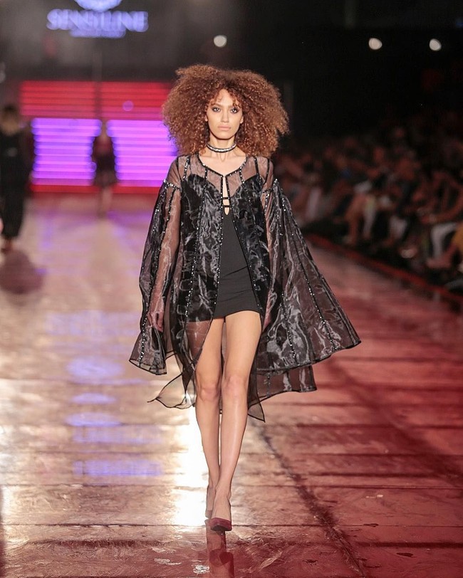 Ini penampakan Mahbuba Mammadzada, model yang jual keperawanannya ke sebuah situs jual diri Cinderella Escort. Sejak Agustus 2018, keperawanan Mahbuba dilelang. Penawaran yang paling besar, maka dialah yang akan memperawani model 23 tahun itu.  Foto: dok. Instagram (@mahbuba_mammadzada)