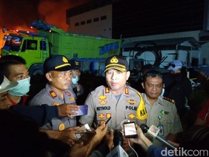 Kebakaran Kapal Nelayan Muara Baru Berawal dari Las Mesin Sedot Air
