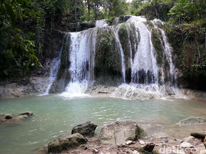 Foto Air Terjun Cantik Dari Bantul