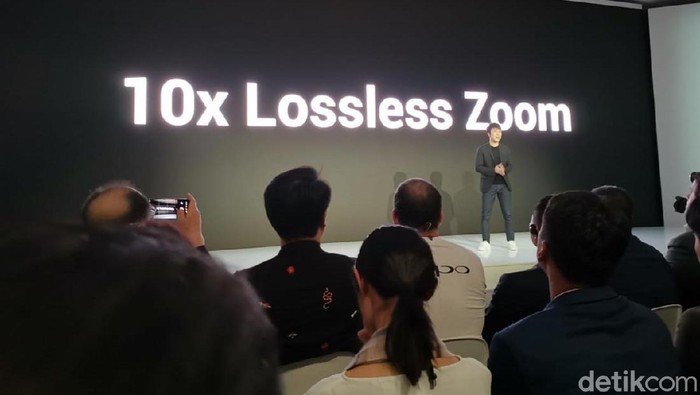 Teknologi 10x Lossless Zoom besutan Oppo. Foto: Anggoro Suryo Jati/detikINET Teknologi 10x Lossless Zoom besutan Oppo. Foto: Anggoro Suryo Jati/detikINET