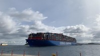 Kapal ini tampak tengah mendekati pelabuhan Piraeus, Yunani. Foto: Dok. Xinhuanet/Wu Lu