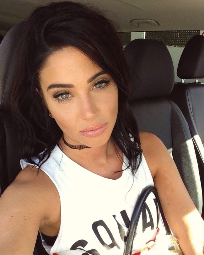 Di 2012, skandal seksnya bersama mantan kekasihnya tersebar. Ini menjadi penyesalan terbesar dalam hidupnya. Setelah enam tahun berlalu, media gosip pun seolah tidak move on dan masih mengkait-kaitkan Tulisa dengan skandal seksnya itu.  Foto: dok. Instagram (@tulisasinstagram)