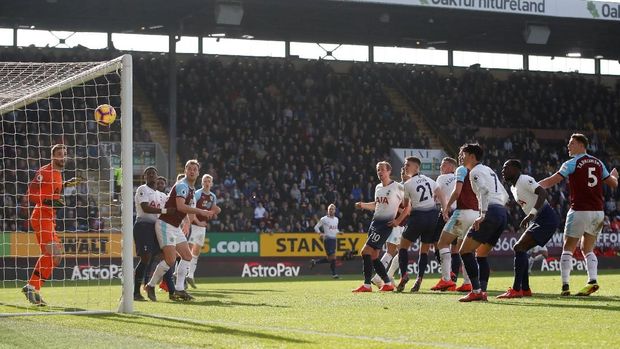 Burnley berhasil mengalahkan Tottenham Hotspur dalam laga pekan ke-27.