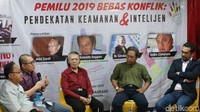 Diskusi dilatari oleh suhu politik yang terus memanas menjelang hari pencoblosan Pileg dan Pilpres pada 17 April mendatang.