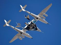 Melihat Penumpang Pertama Melesat ke Tepi Angkasa