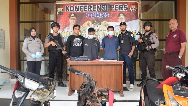 Siapa Pemberi Perintah ke 2 Pelaku Pembakar Motor di Temanggung? Siapa Pemberi Perintah ke 2 Pelaku Pembakar Motor di Temanggung?
