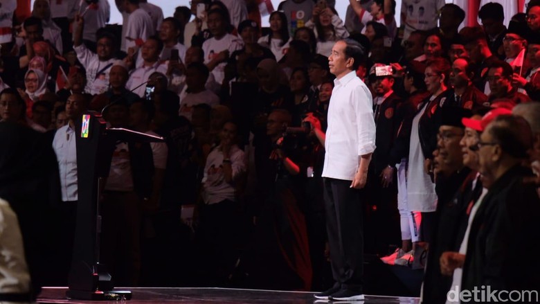 Jokowi Pamer 3 Program: Kartu Sembako Murah, KIP Kuliah 