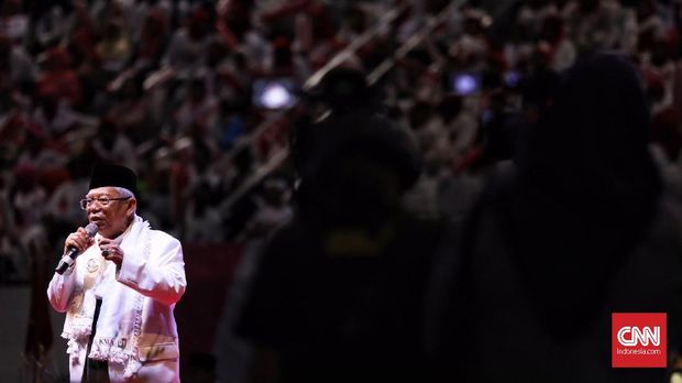 Berhijab Merah, Ribuan Ibu-ibu Deklarasi Dukung Jokowi-Ma'ruf