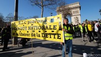 Mereka bukanlah turis, melainkan warga Prancis yang terafiliasi ke dalam kelompok yellow jacket (rompi kuning). (Ardhi/detikTravel)