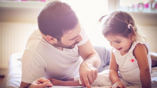 5 Manfaat Membaca Pagi Ini untuk Agar Otak Tetap Sehat di Akhir Pekan