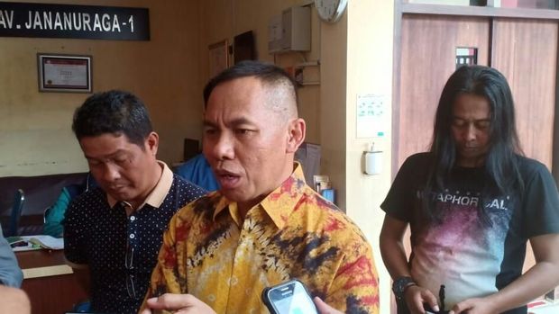  Kapolda Sumatera Selatan Irjen Zulkarnain meminta seluruh pelaku ditangkap. 