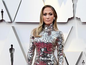 Jennifer Lopez Pernah Tunangan 5 Kali, Ini Koleksi Cincin Tunangannya