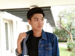 Ditegur Tak Sanggup Bayar Bedak, Rian Lee Malah Dipukul dan Disiram Kuah Bakso