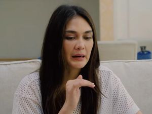 Syahrini-Reino Barack Nikah, Luna Maya Posting Foto Masa Kecil