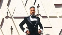 Sebelumnya di ajang Oscar 2019, ia juga tampil dengan gaun hitam. Frazer Harrison/Getty Images