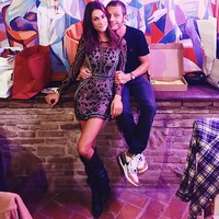 Tak hanya itu, pada tahun baru, pasangan kekasih ini pun terus menunjukkan kemesraan saat menikmati liburan bersama di sebuah resor ski Madonna Di Campiglio, Trentino-Alto Adige, Italia. Foto: Instagram @francescasofianovello