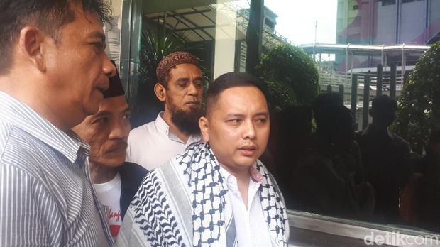 Pro-Prabowo Diperiksa Bawaslu Terkait Laporan pada Jokowi
