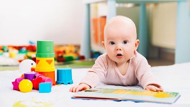 ilustrasi anak membaca