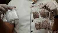 Penampakan narkotika jenis baru berbentuk Diamond yang berhasil diamankan pihak kepolisian.