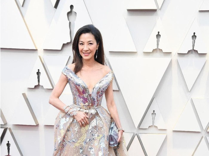 HOLLYWOOD, CALIFORNIA - FEBRUARY 24: Michelle Yeoh attends the 91st Annual Academy Awards at Hollywood and Highland on February 24, 2019 in Hollywood, California. (Photo by Frazer Harrison/Getty Images)