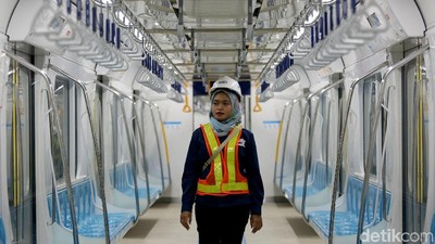 Asyik! 12 Maret Masyarakat Sudah Bisa Jajal Naik MRT