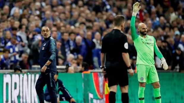 Maurizio Sarri sempat mempersiapkan Willy Caballero sebagai pemain pengganti.