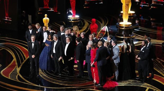 Kemeriahan Oscar 2019, Anggita Sari Tak Diakui sebagai Istri